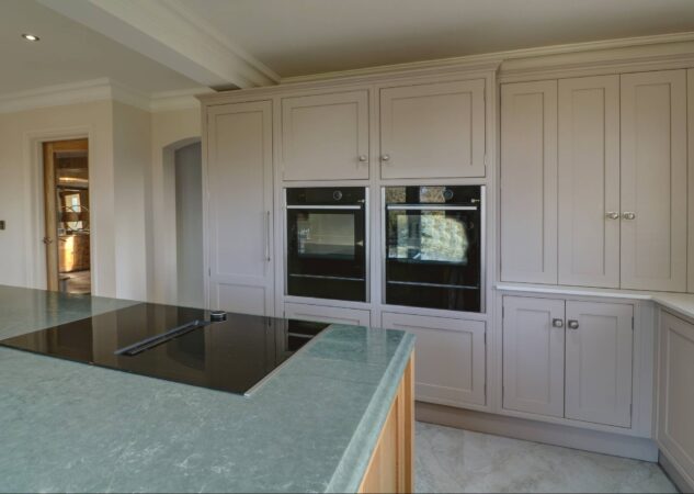 shaker kitchen with integral appliances