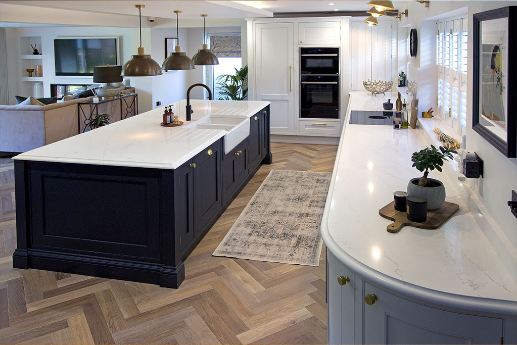 English-bespoke-kitchens-feature