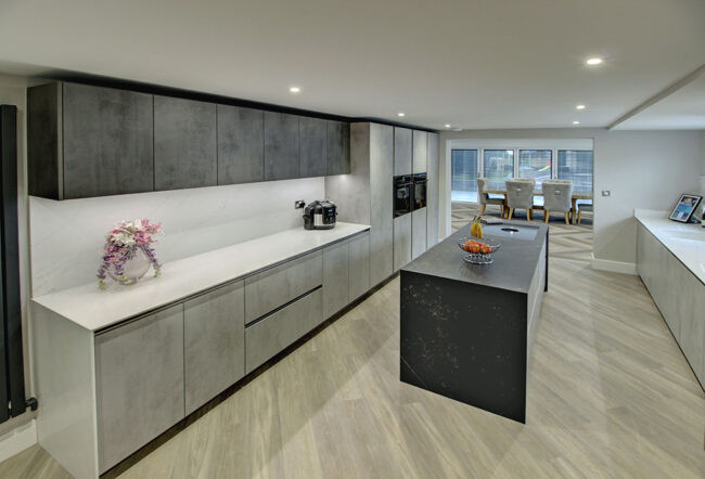 Modern-German-Kitchens_Handleless-kitchen