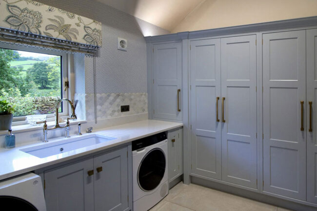 Other-Rooms-&-Bespoke-Furniture_-utility-room
