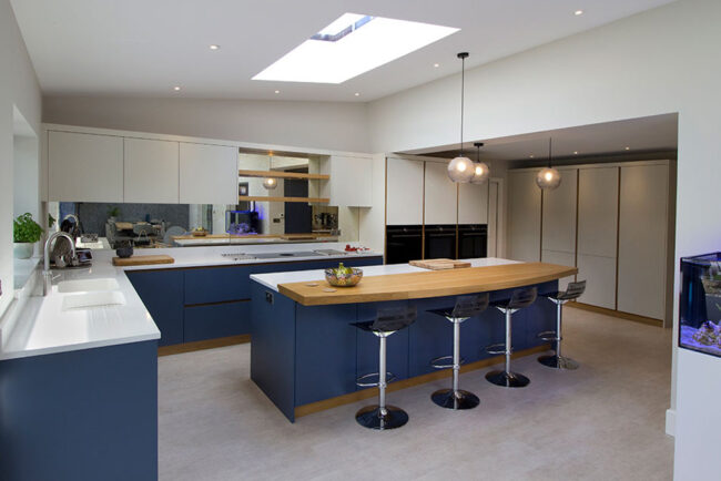 Minimalist-German-built-kitchen-design