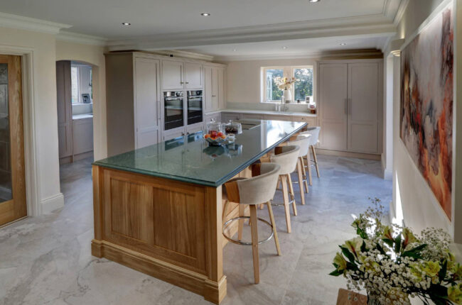 English bespoke kitchens Island
